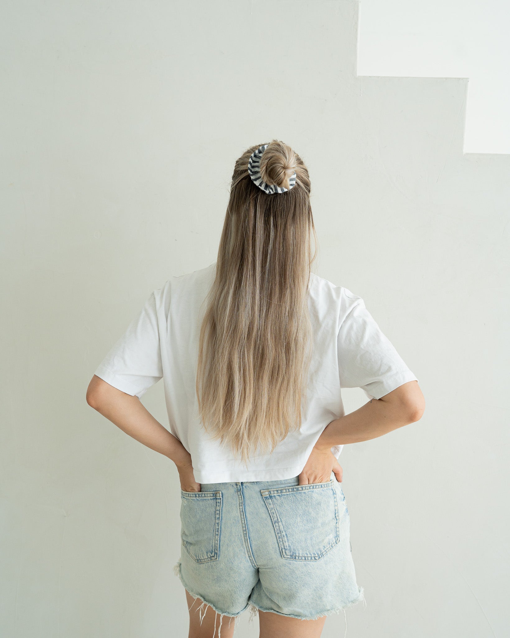 Scrunchie Striped – Anthrazit