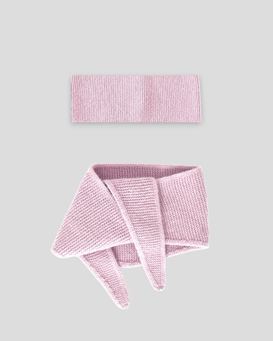 frontalansicht eines haarbands und mini schals aus merinowolle in der farbe pink